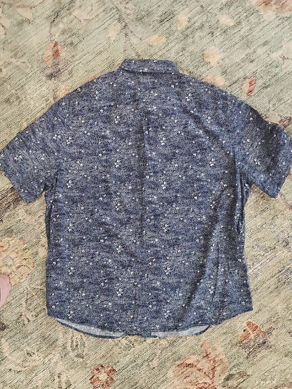 UNTUCKit Navy Blue Floral Short-Sleeve Button-Down Shirt - Picture 5 of 6